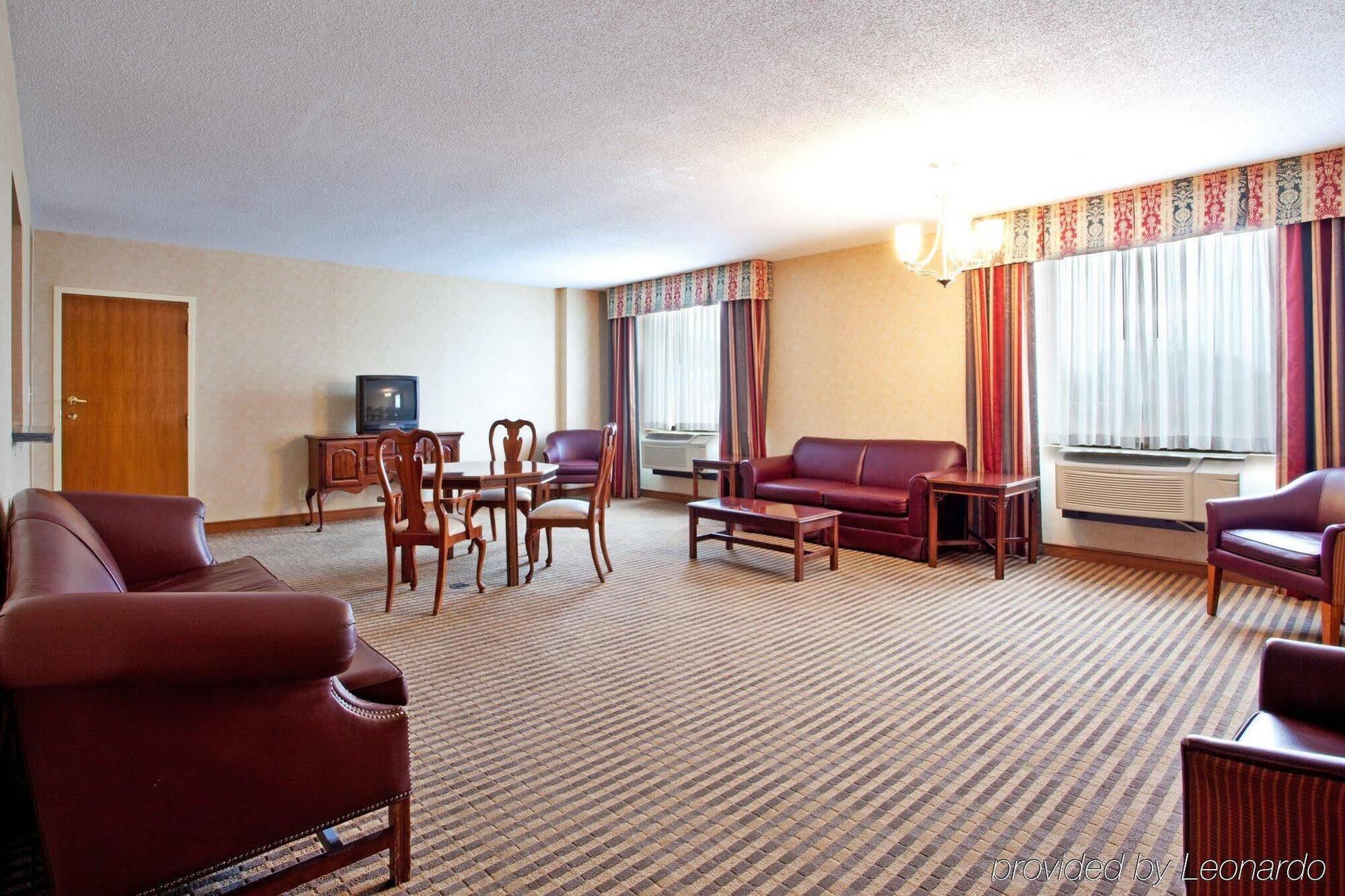 Lynchburg Grand Hotel מראה חיצוני תמונה